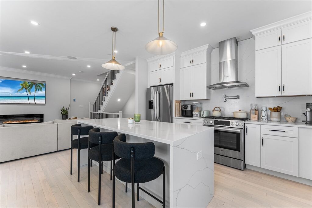 Property Photo: 11 Lowell St B MA 02476