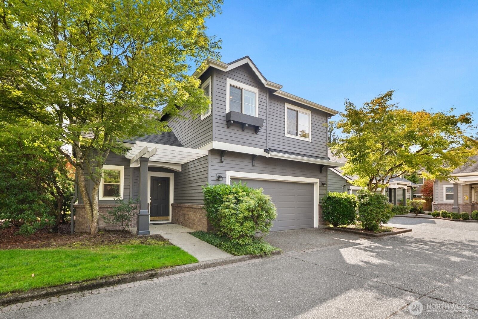 Property Photo:  15939 NE 95th Way 12  WA 98052 