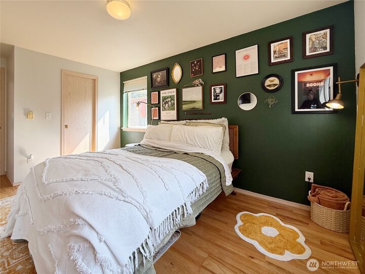 Property Photo:  12050  15th Avenue NE 301  WA 98125