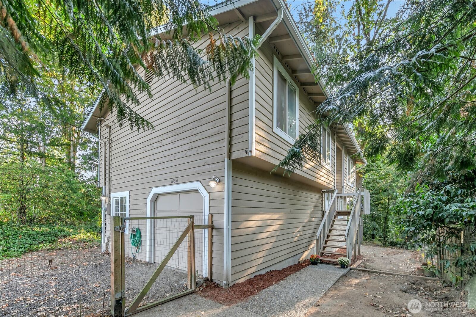 Property Photo:  18610  5th Avenue NE  WA 98392 