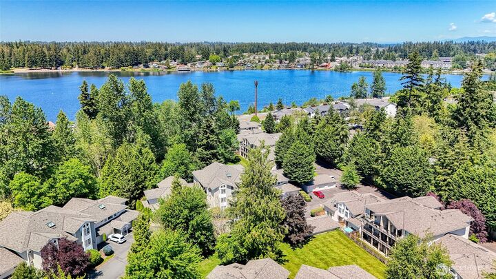 2001  120th Place SE 7-101  Everett WA 98208 photo