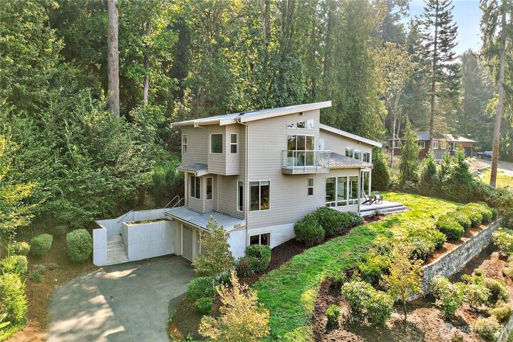 1615  Samish Way  Bellingham WA 98229 photo