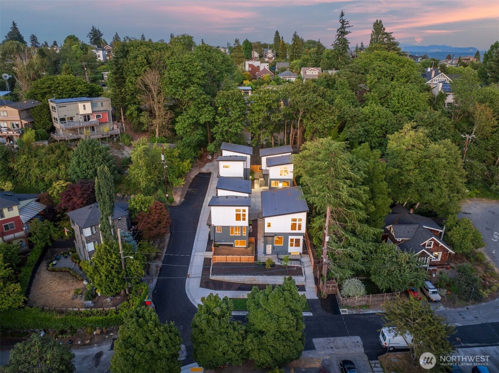Property Photo: 2809 S Grand Street WA 98144