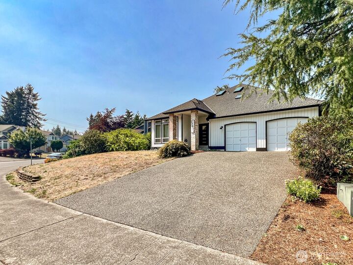 Property Photo: 27039 191st Place SE WA 98042