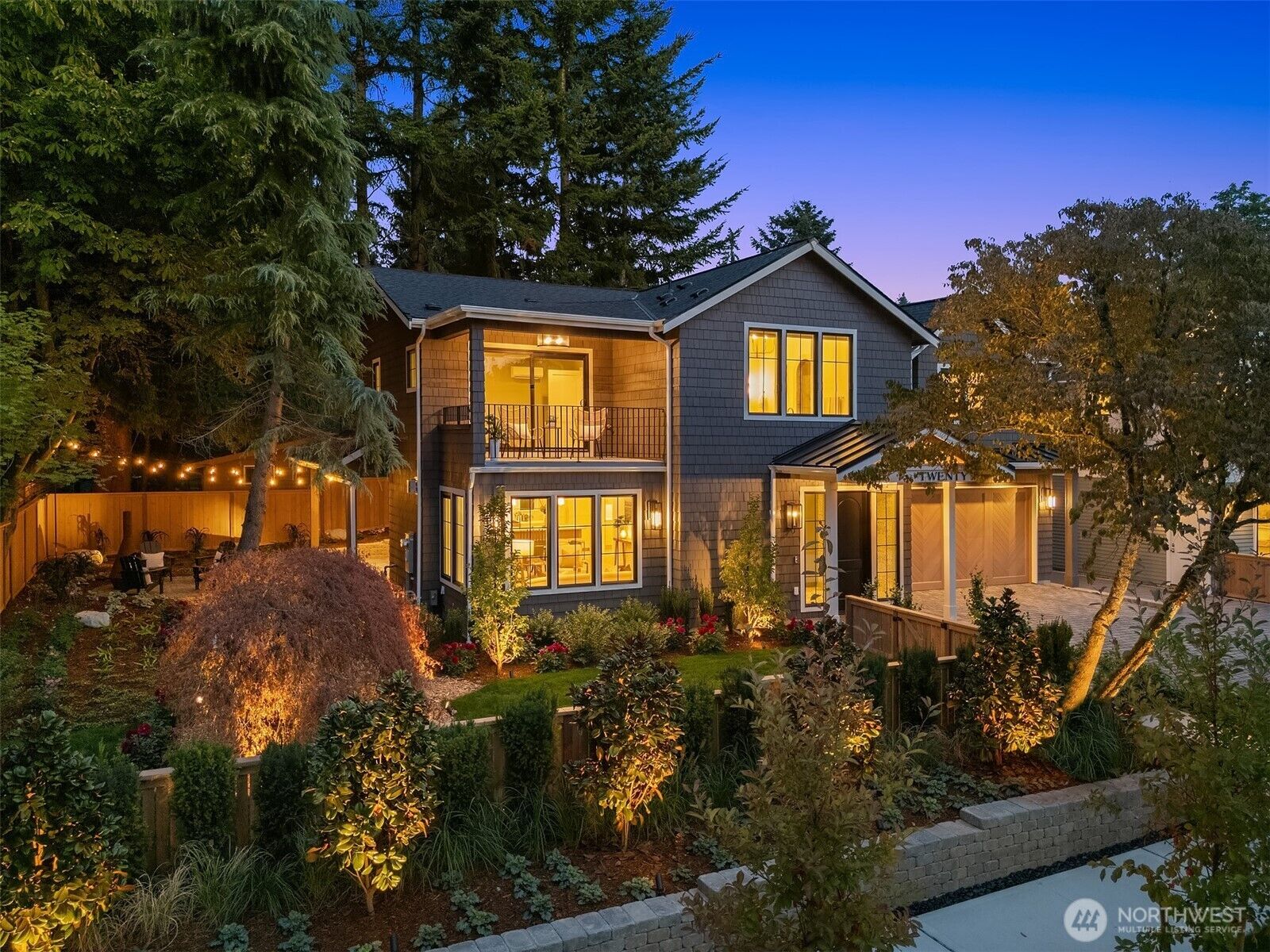 Property Photo:  2012  9th Street W  WA 98033 