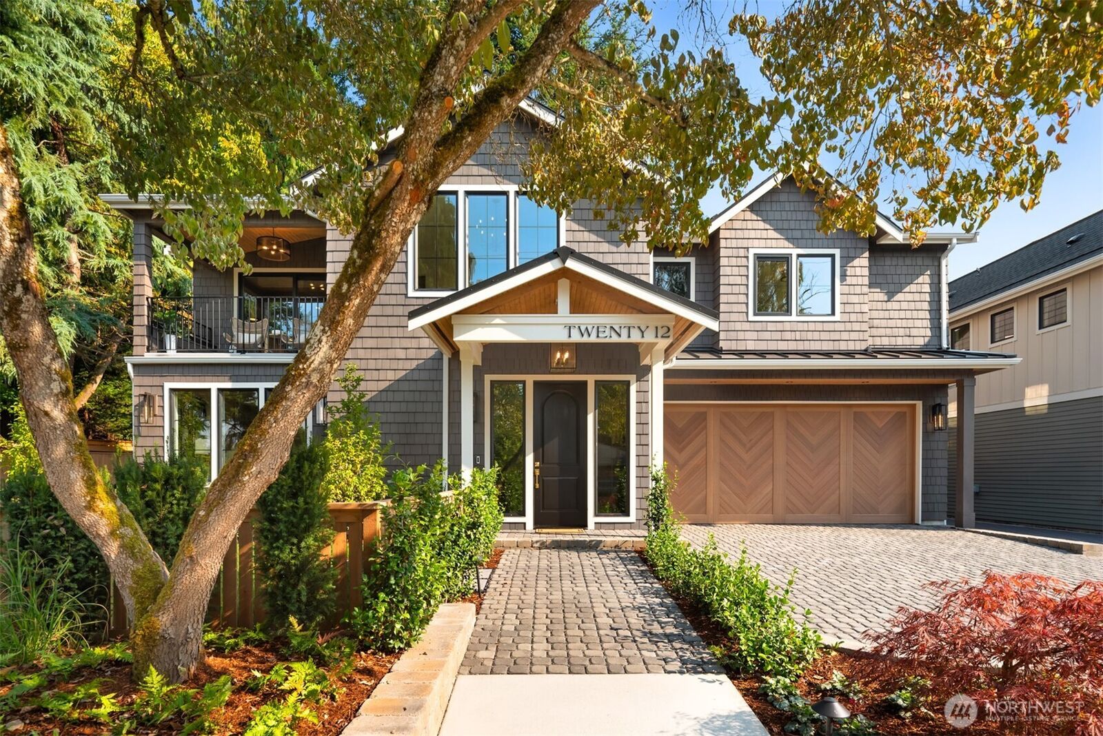 Property Photo:  2012  9th Street W  WA 98033 