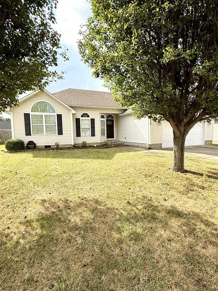 Property Photo:  324 White Dogwood Drive  KY 42101-7536
