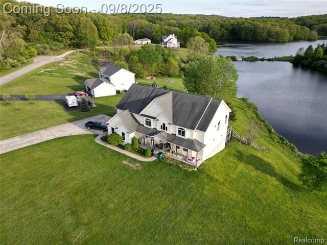 Property Photo: 5041 Vista Bay Trail MI 48438