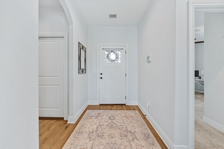 Photo de la propriété:  13501 W Naples Cir  KS 67235 