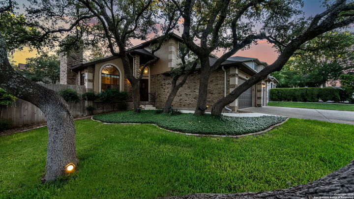 Property Photo: 18015 Green Knoll TX 78258