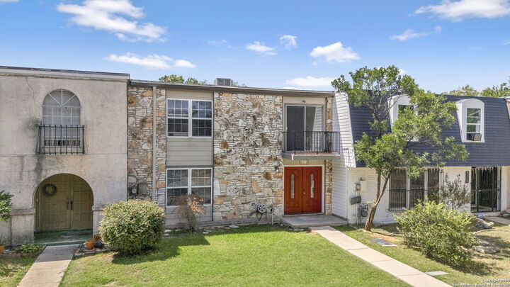 6834 Neston Dr  San Antonio TX 78239 photo