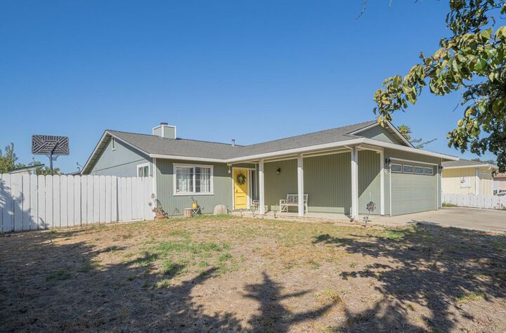 15 Elmwood Drive  Greenfield CA 93927 photo