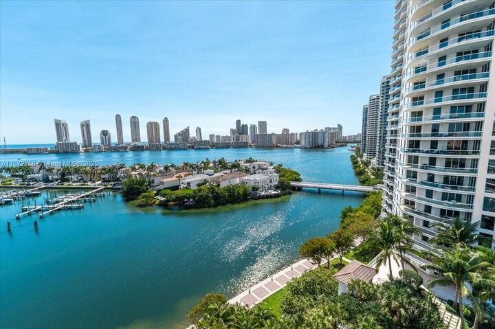 Property Photo: 7000 Island Blvd #1402 FL 33160