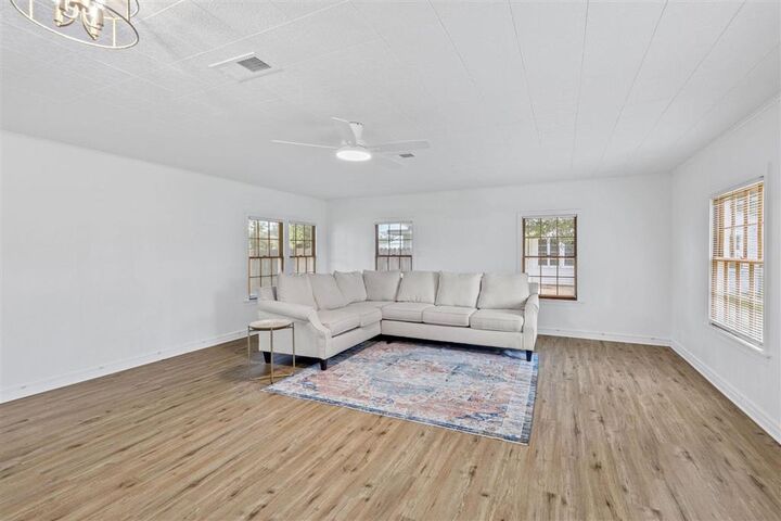 Property Photo: 1315 8th Street LA 70601