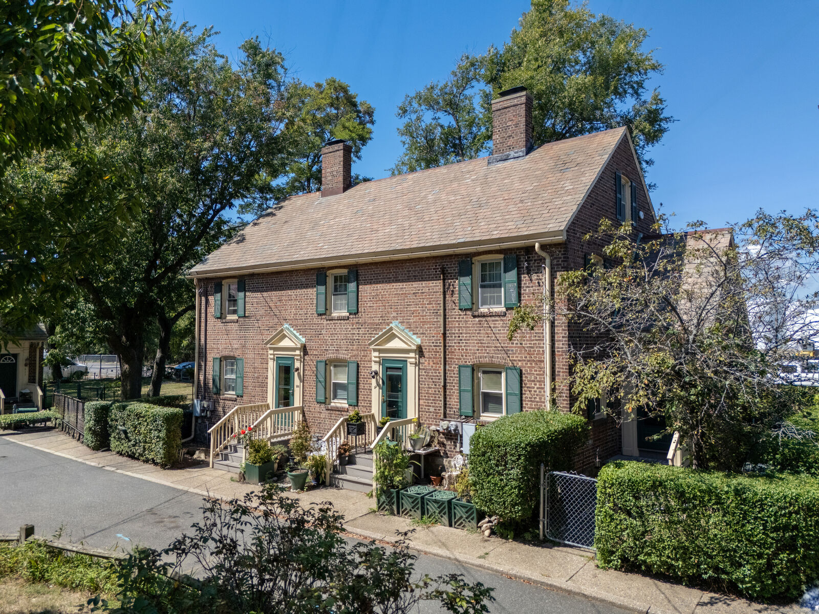 Property Photo: 221 Alsace Street CT 06604