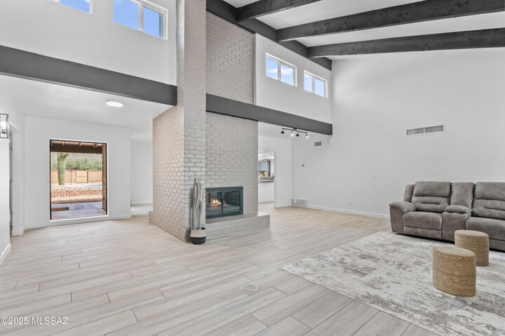 Property Photo:  11401 Placita Madre  AZ 85749 