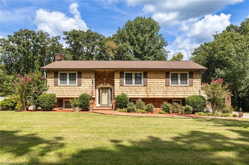 Property Photo:  372 Comanche Drive  NC 27006 