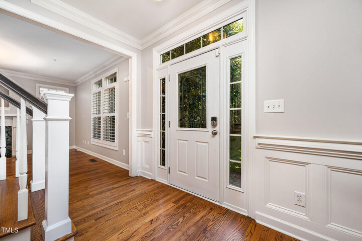 Property Photo:  214 Towne Ridge Lane  NC 27516 