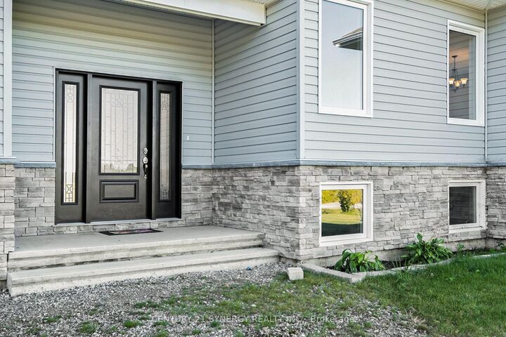 Photo de la propriété:  987 Matheson Drive  ON K7A 5B8 