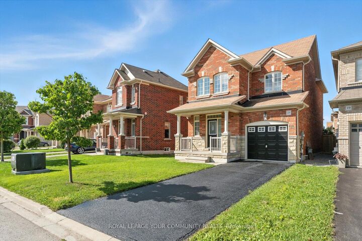 23 Lucida Court  Whitchurch-Stouffville ON L4A 1S1 photo