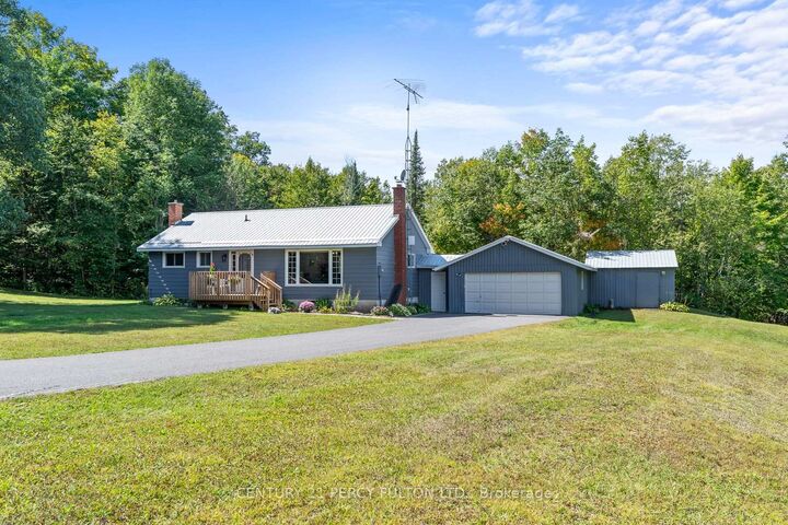 1004 Rosseau Lake 1 Road  Muskoka Lakes ON P0B 1M0 photo