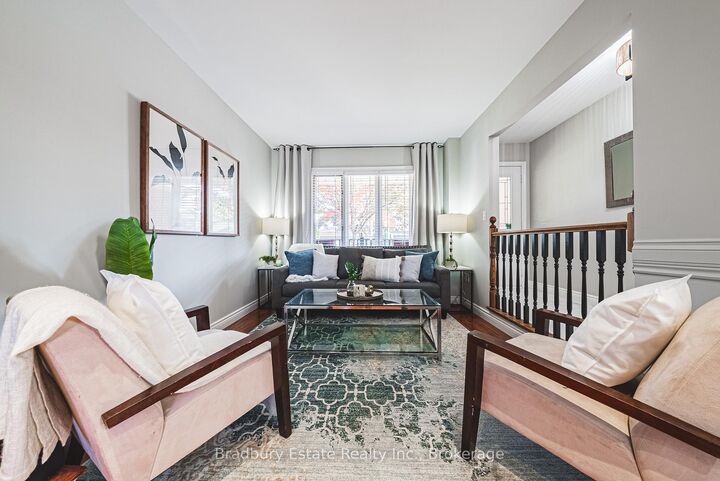 Property Photo:  176 Highland Road W  ON L8J 2S6 