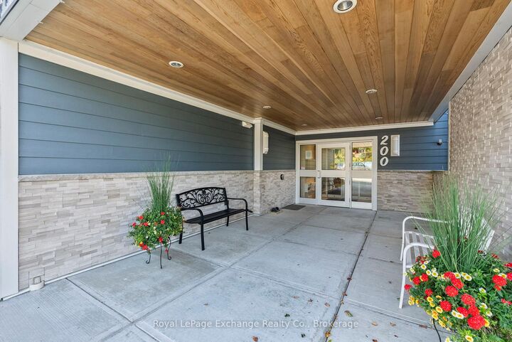 Property Photo:  200 Harbour Street 202  ON N2Z 3A3 