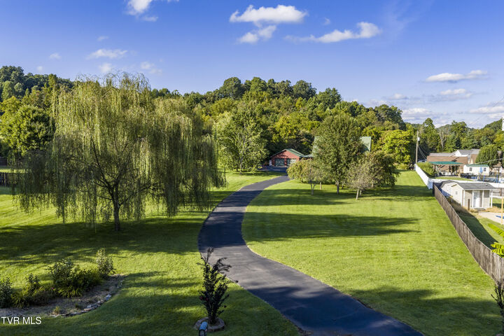 Property Photo:  112 Hidden Pines Drive  TN 37664 
