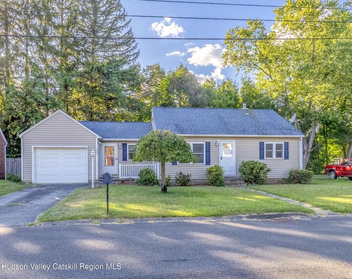 1033 Stoll  Kingston NY 12401 photo