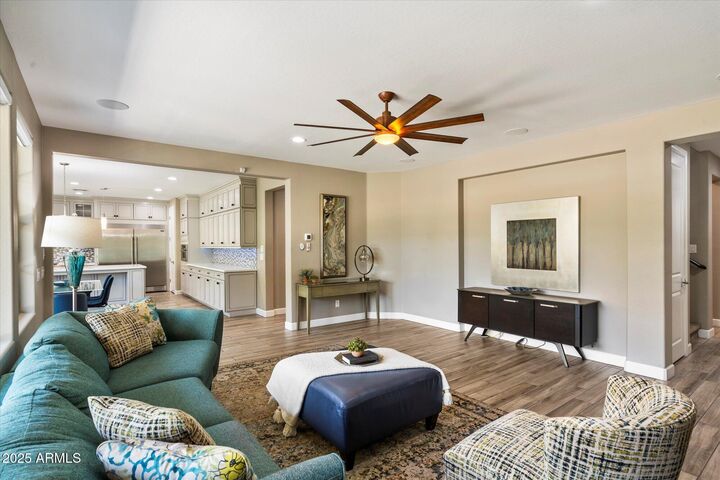Property Photo:  944 W Glacier Drive  AZ 85248 