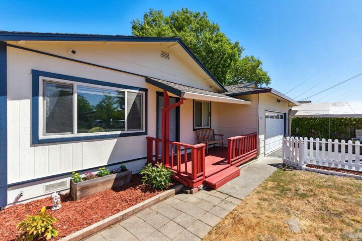 Property Photo: 5816 Lowell Court CA 94931