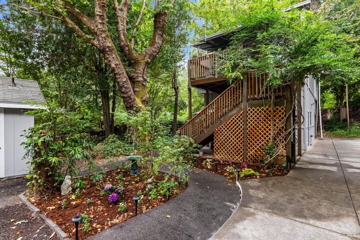 15990 Drake Road  Guerneville CA 95446 photo