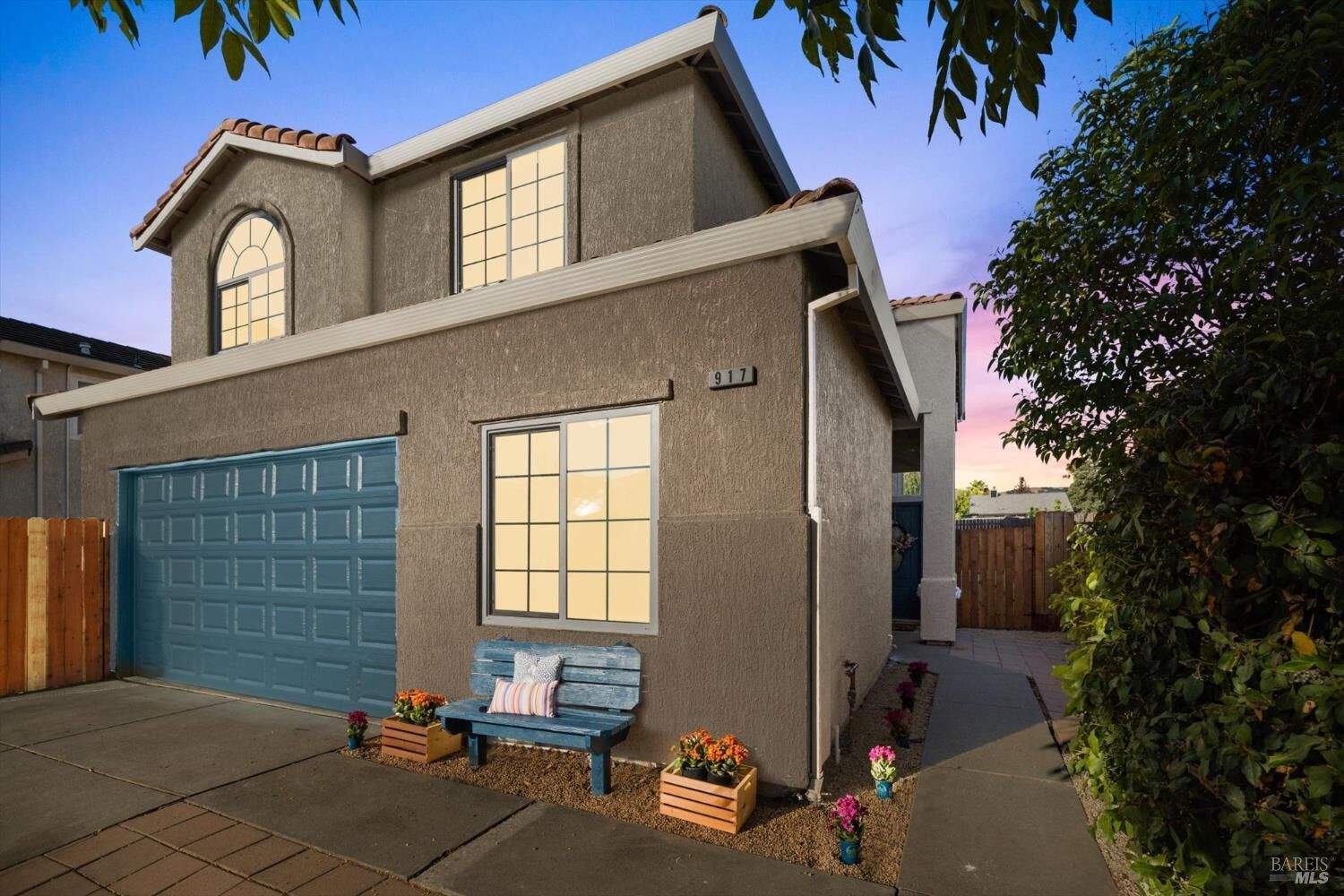 Property Photo:  917 Turquoise Street  CA 95687 