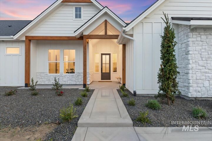 Property Photo:  9580 S Prairie Falcon Ave.  ID 83686 