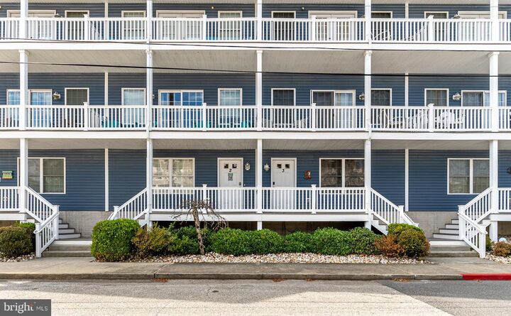 Property Photo:  612 Saint Louis Avenue 2  MD 21842