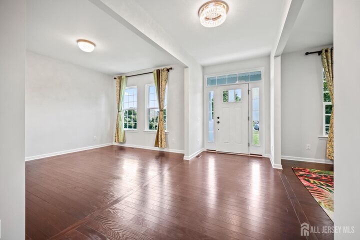Property Photo:  5 Continental Court  NJ 08831 
