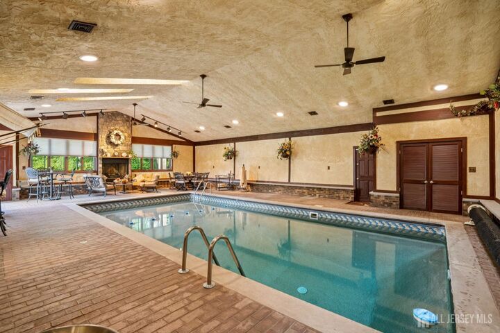 Property Photo: 1453 Tooz Place NJ 07080