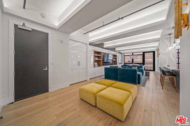 Property Photo: 849 S Broadway CA 90014