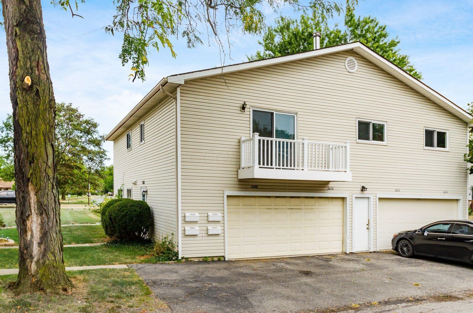 Property Photo: 2468 Natchez Drive OH 43209