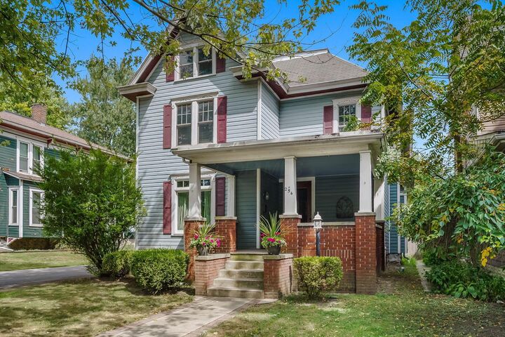 Property Photo: 254 S State Street OH 43302