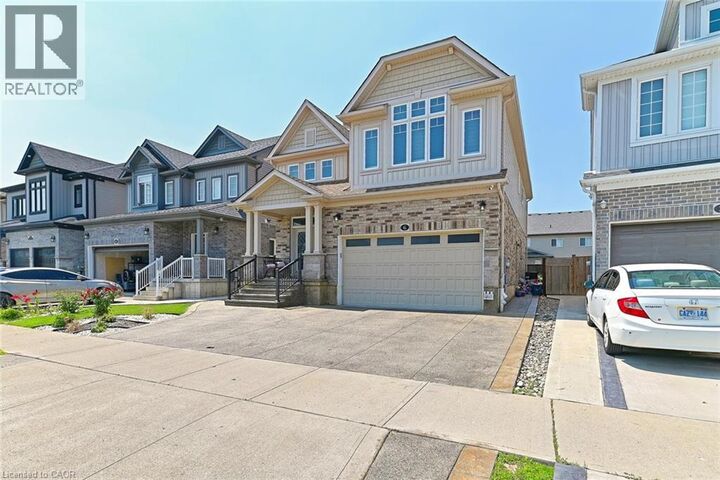 Property Photo: 6 Wildflower Street ON N2P 0E7