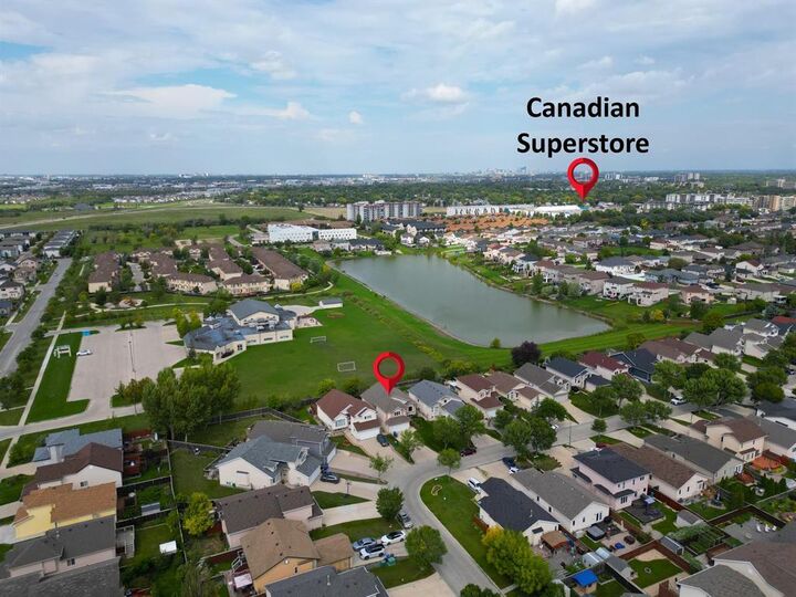 Property Photo:  123 Colebrook Drive  MB R3T 5Z6 
