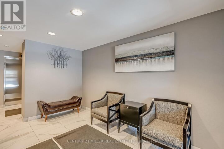 Property Photo:  32 Tannery Street 608  ON L5M 6T6 