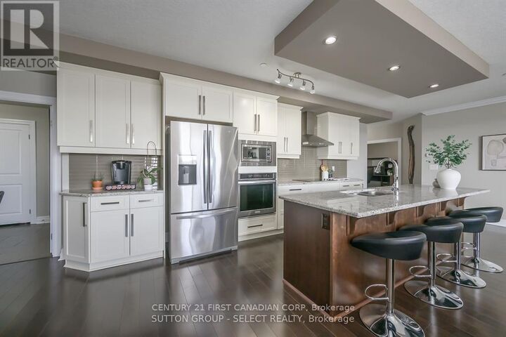 Photo de la propriété: 240 Villagewalk Boulevard 809 ON N6G 0P6