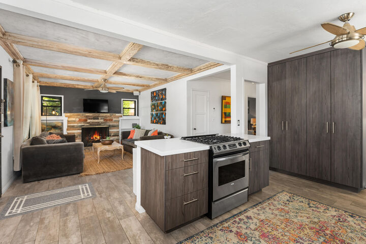 Property Photo: 74057 De Anza Way CA 92260