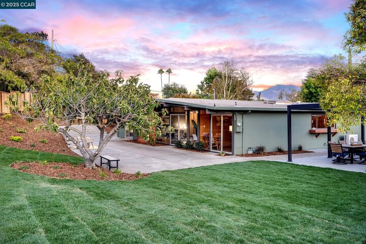 3695 Merridan Dr  Concord CA 94518 photo