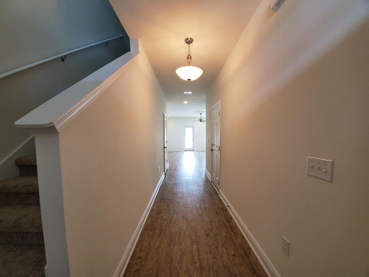 Property Photo: 115 E Iron Horse Drive FL 32539