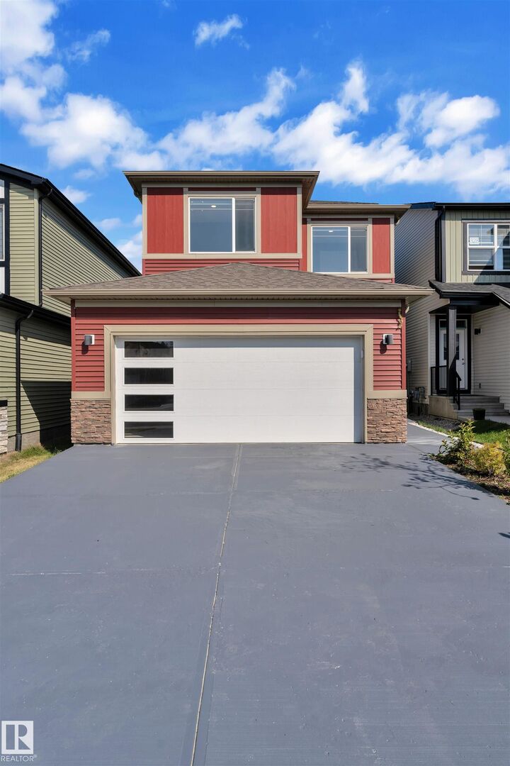 Property Photo: 332 35 Avenue NW AB T6T 2P8
