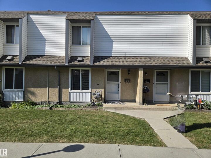 5E 1 Garden Grove NW  Edmonton AB T6J 2L3 photo