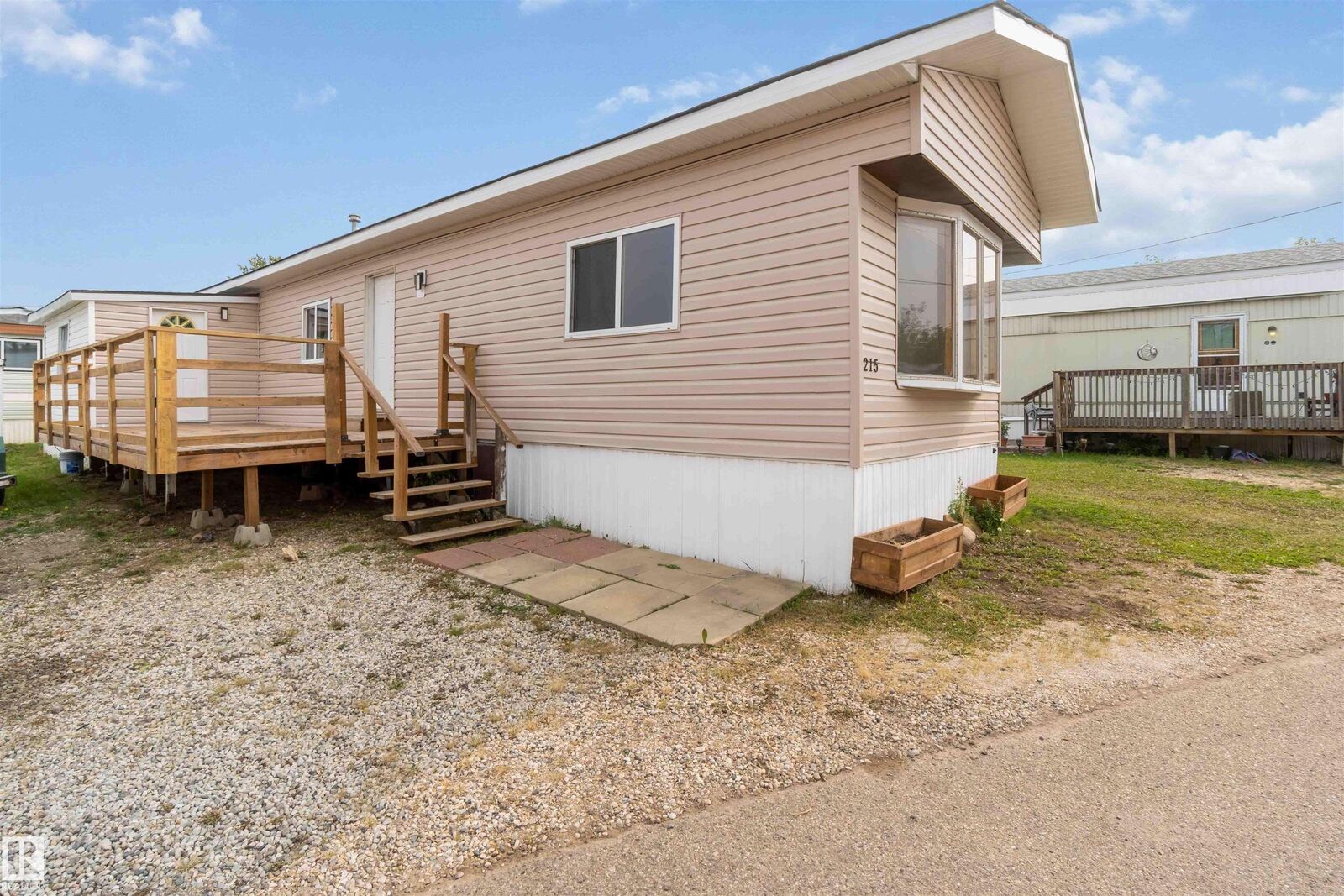 Property Photo:  305 215 Calahoo Road  AB T7X 3L1 